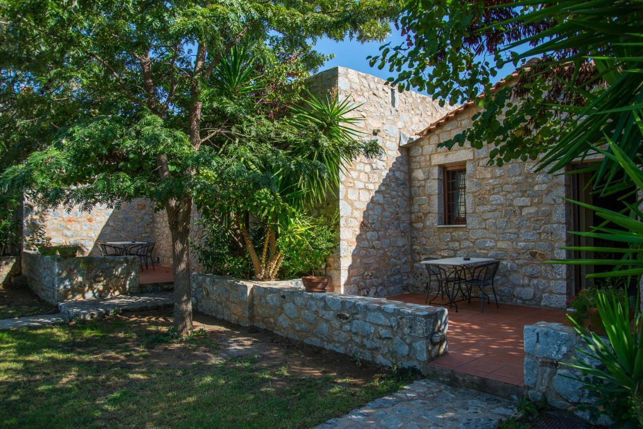 Ktima Petalea Villa Гитио Екстериор снимка