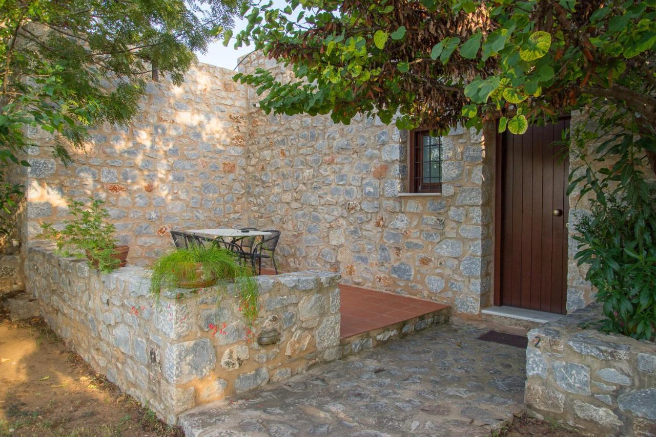 Ktima Petalea Villa Гитио Екстериор снимка