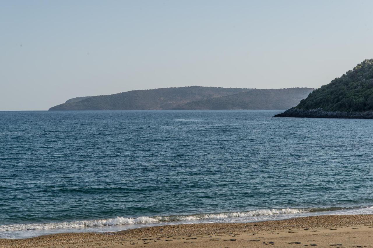 Ktima Petalea Villa Гитио Екстериор снимка