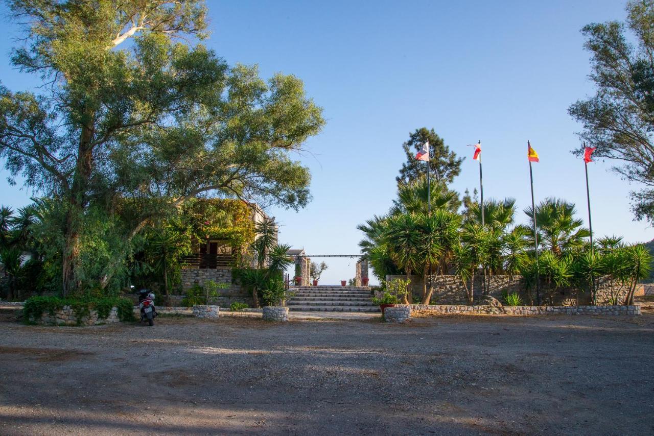 Ktima Petalea Villa Гитио Екстериор снимка
